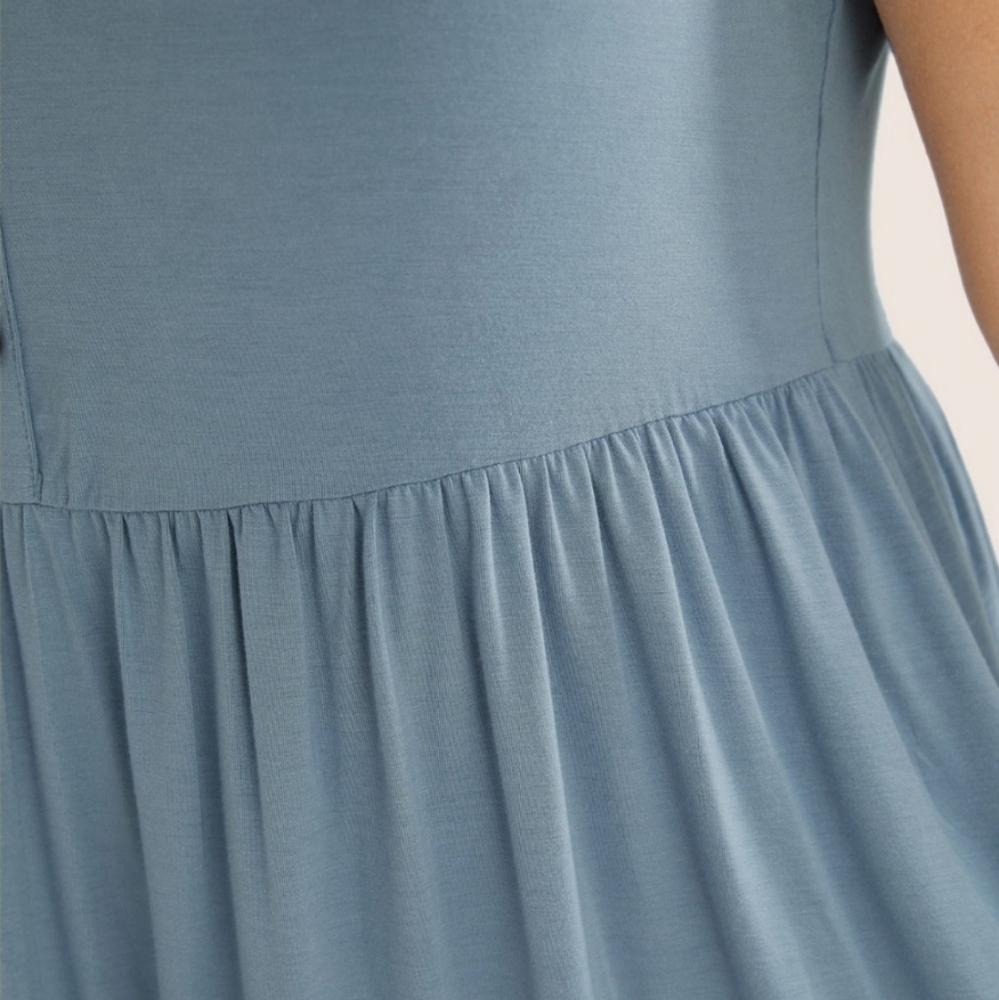 BloomChic Blue Buttoned Tank Top - Picture 4 of 10